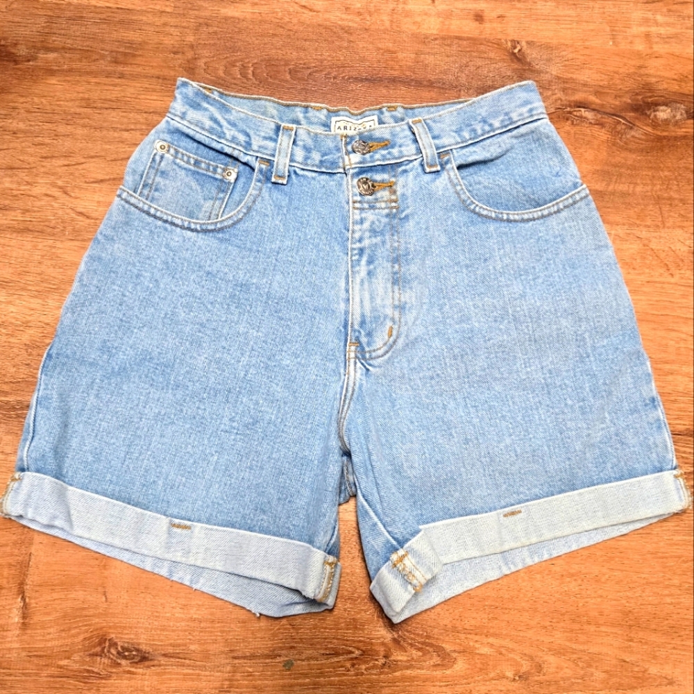 Vintage Arizona Jean Company Blue Jean Shorts High-Waisted Retro Fit
